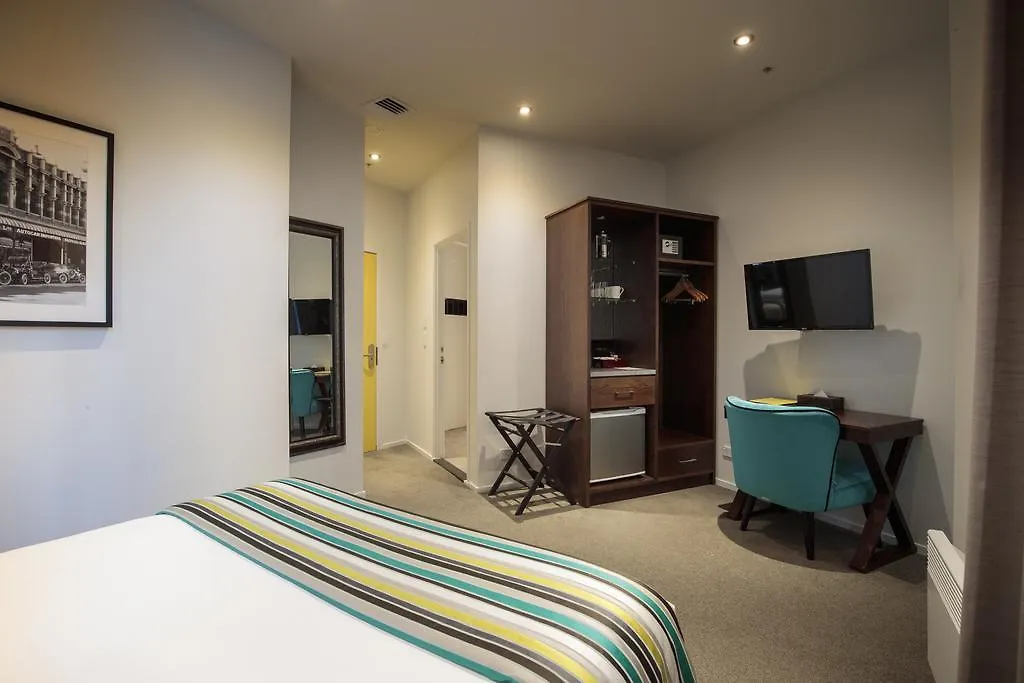 Hotel 115 Christchurch 4*,